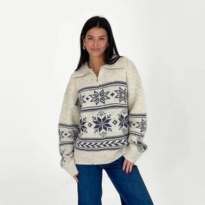 Grey Bandit Warm Me Up Sweater in Cream/Navy